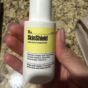 Methodiq Skinshield Acne-Safe Foundation - Shade 35